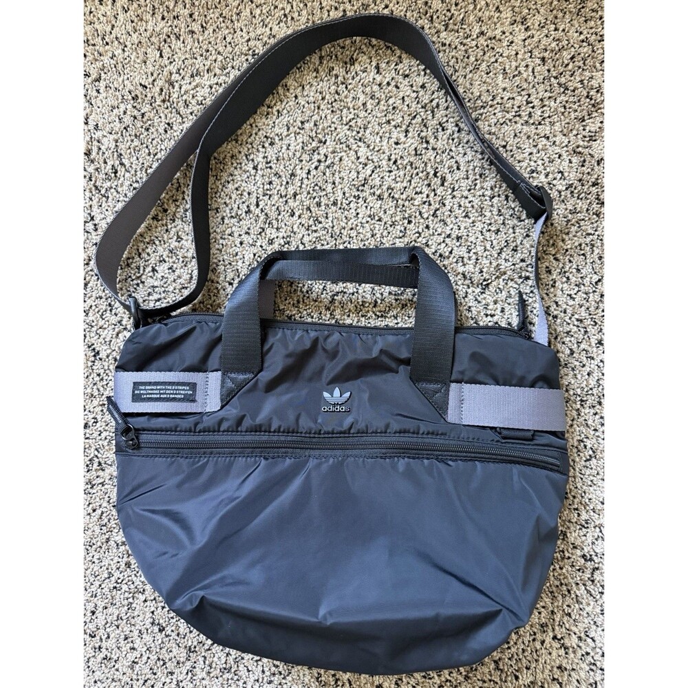 adidas Black Purse Shoulder Bag Zip Closure Adjustable Strap Travel Tote